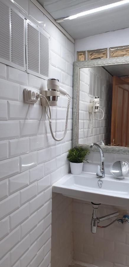 Habitacion En Casa De Familia "Valenciabonita" エクステリア 写真